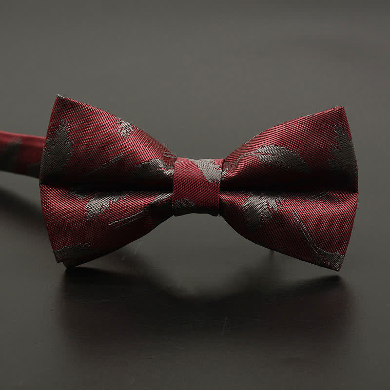 Papillon casual quotidiano da uomo con motivo floreale e piume