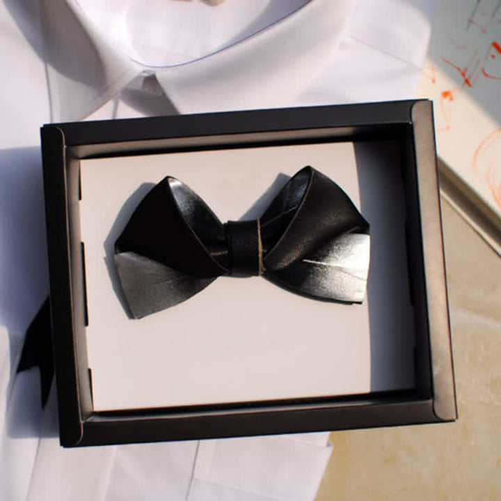 Papillon da uomo con motivo a piume bianco e nero sfumato