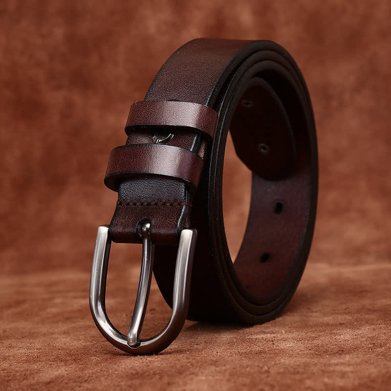 Cintura in pelle sottile casual alla moda con rivetti in metallo