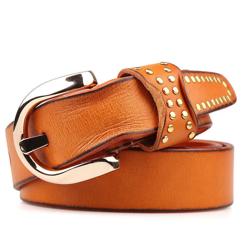 Cintura in pelle con borchie in metallo e rivetti resistenti