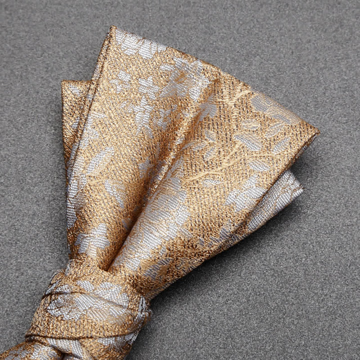 Papillon doppio strato con fiori champagne da uomo