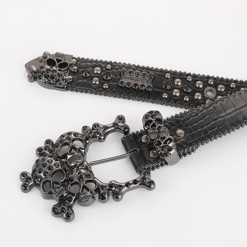 Cintura in pelle con borchie mini teschio e strass - image 3
