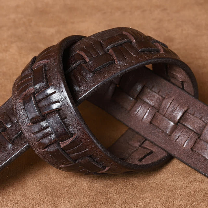 Cintura in pelle intrecciata con jeans retrò alla moda - image 8