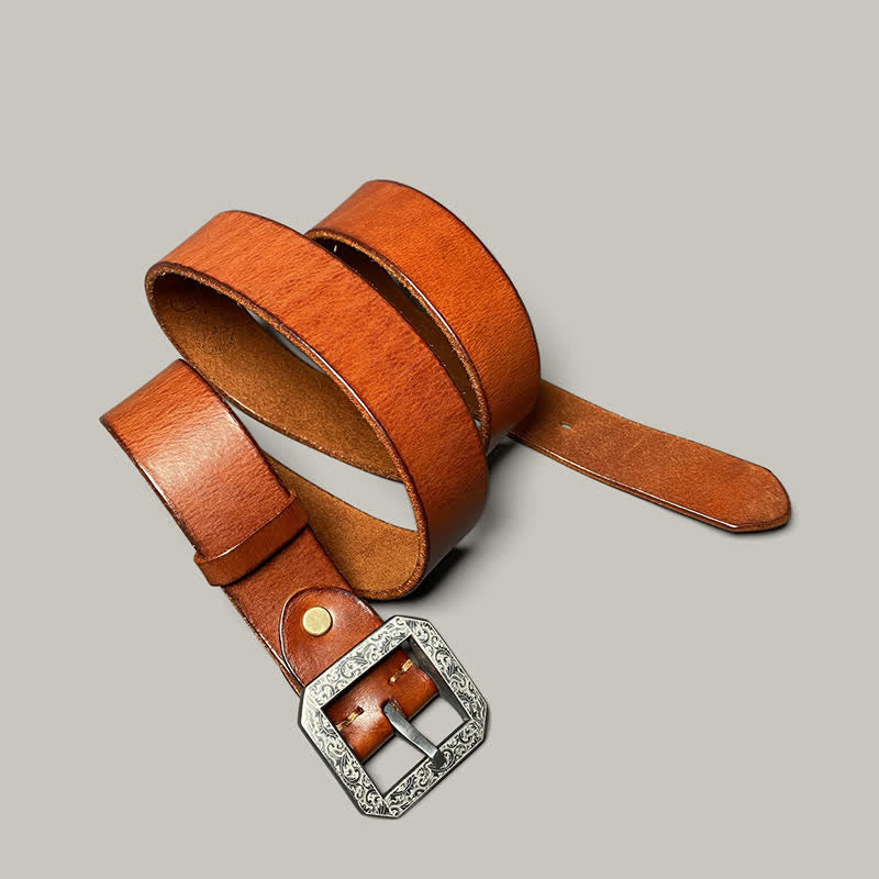 Cintura in pelle con fibbia incisa floreale quadrata per pantaloni