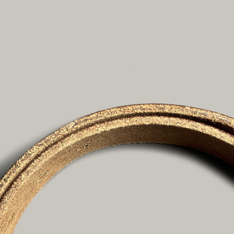 Cintura in pelle goffrata personalizzata con foglie di piante invecchiate