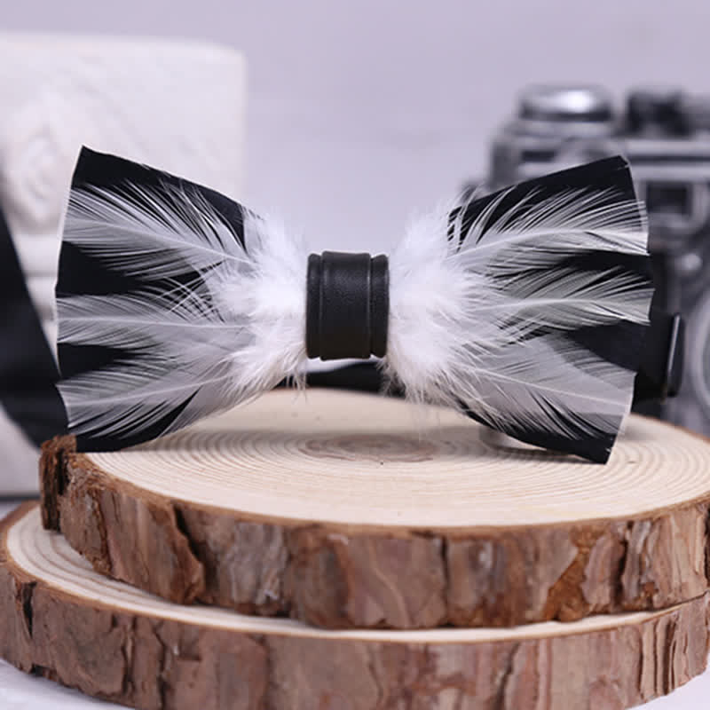 Papillon con piume pre-annodato rosso bianco bordeaux