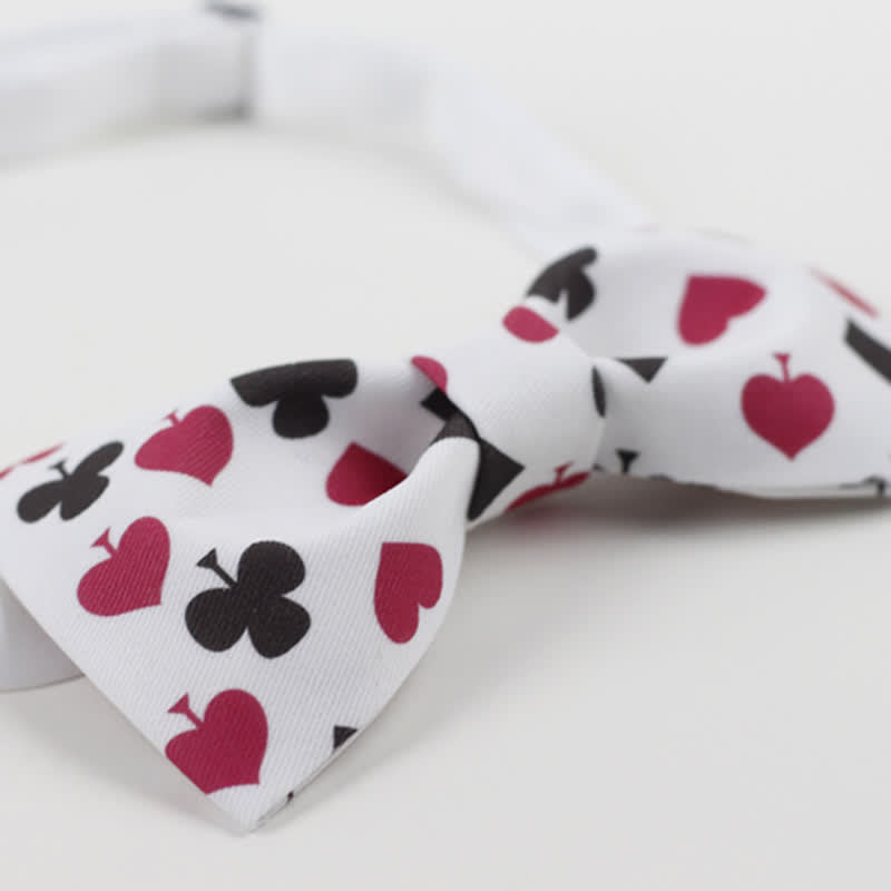 Papillon da uomo con carte da gioco da poker bianche