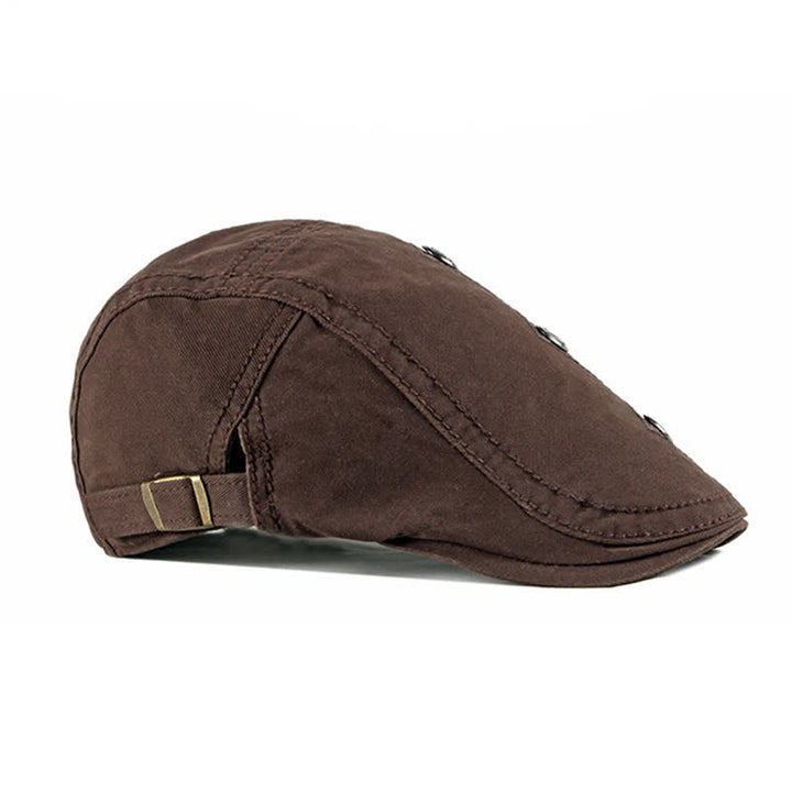 Cappello basco piatto con decorazioni punk rivetto