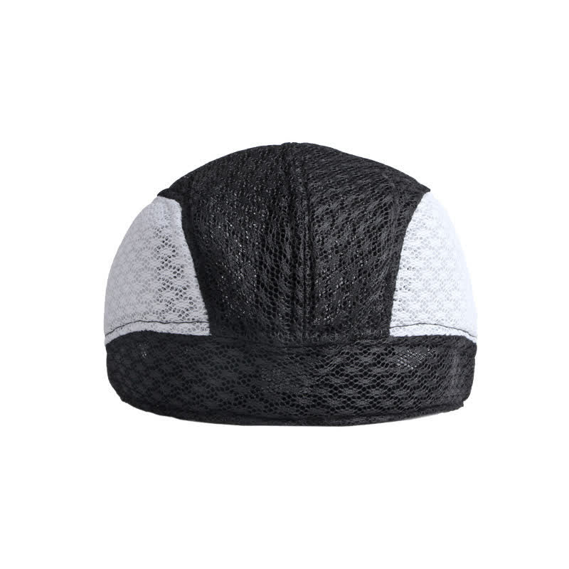 Cappello basco piatto estivo nero bianco in maglia traforata