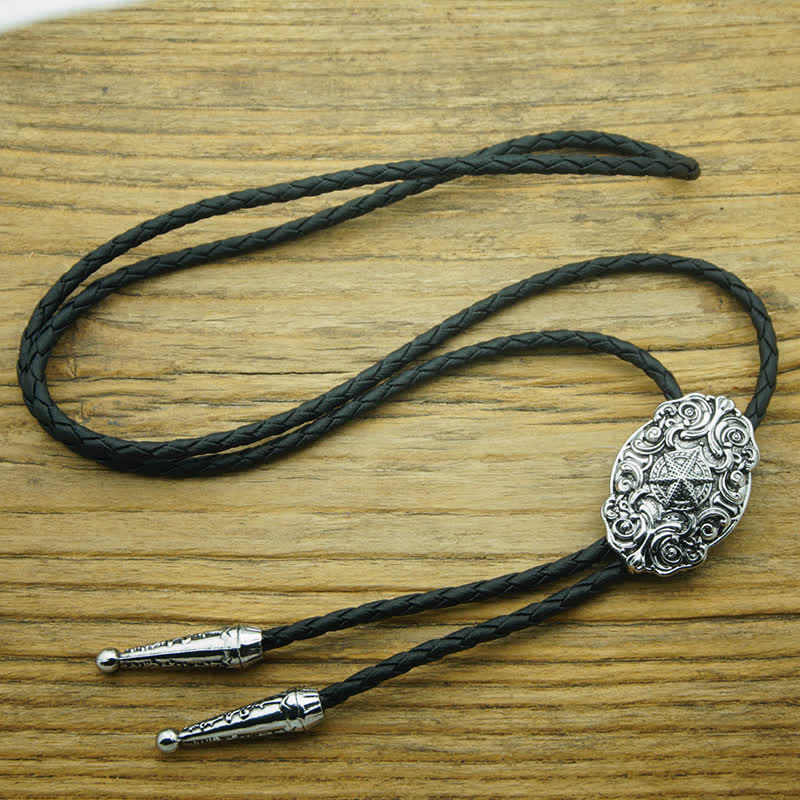 Cravatta Bolo con intaglio della stella d'argento del Texas occidentale
