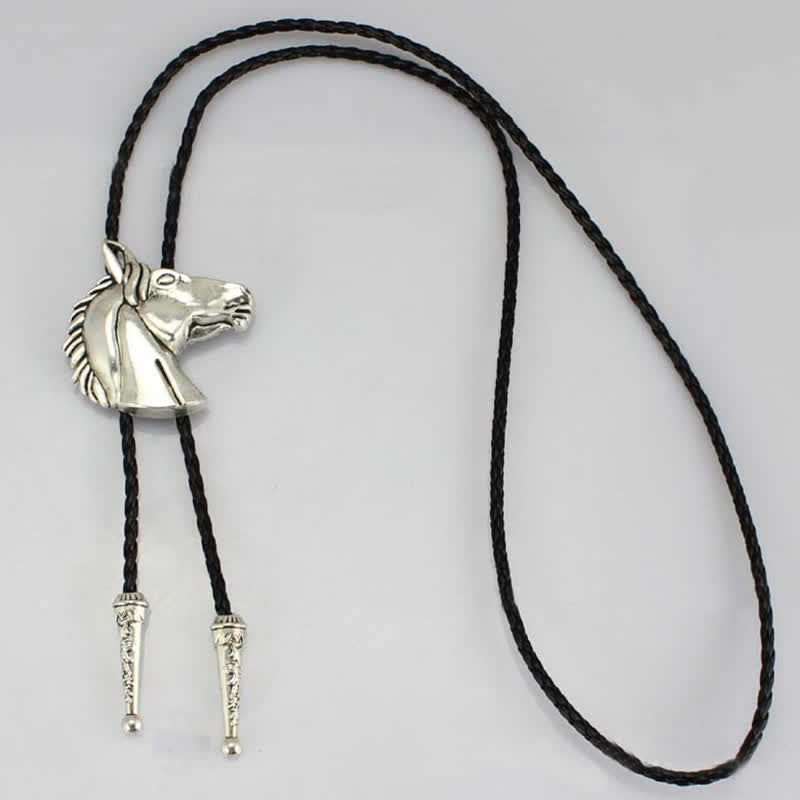 Cravatta Bolo in pelle da cowboy con testa di cavallo stereoscopica