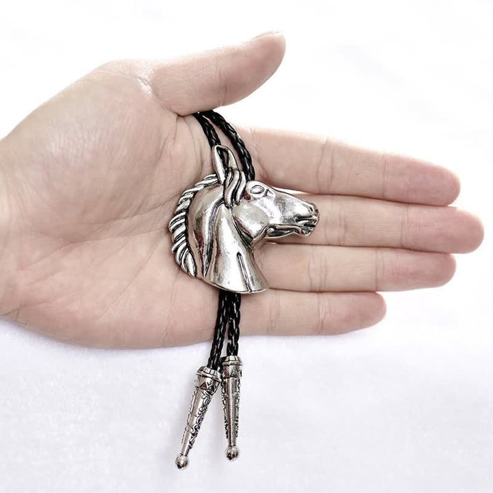 Cravatta Bolo in pelle da cowboy con testa di cavallo stereoscopica