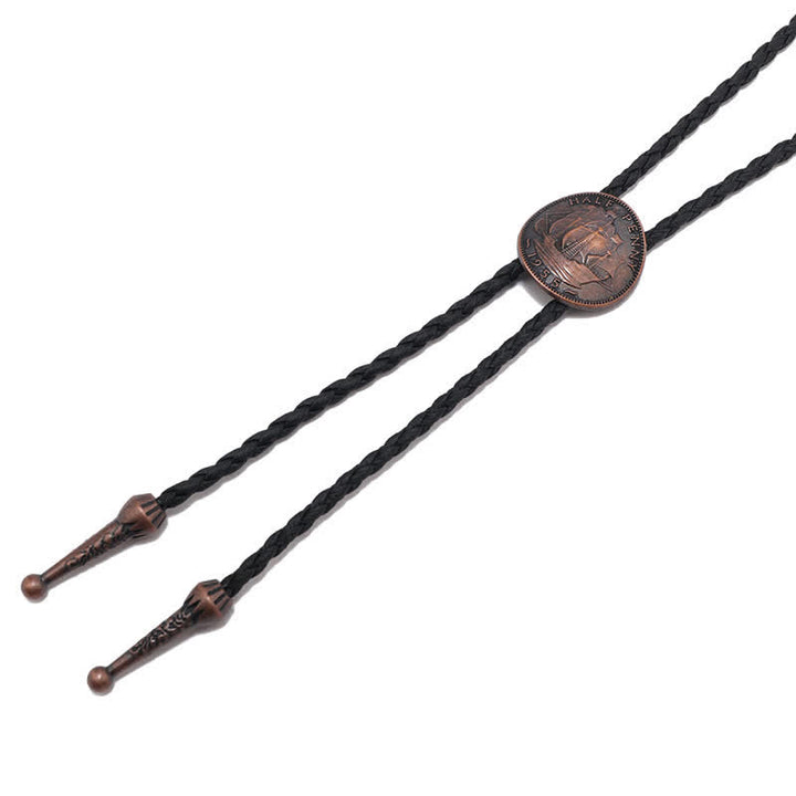 Cravatta Bolo in pelle con moneta antica e tre barche a vela