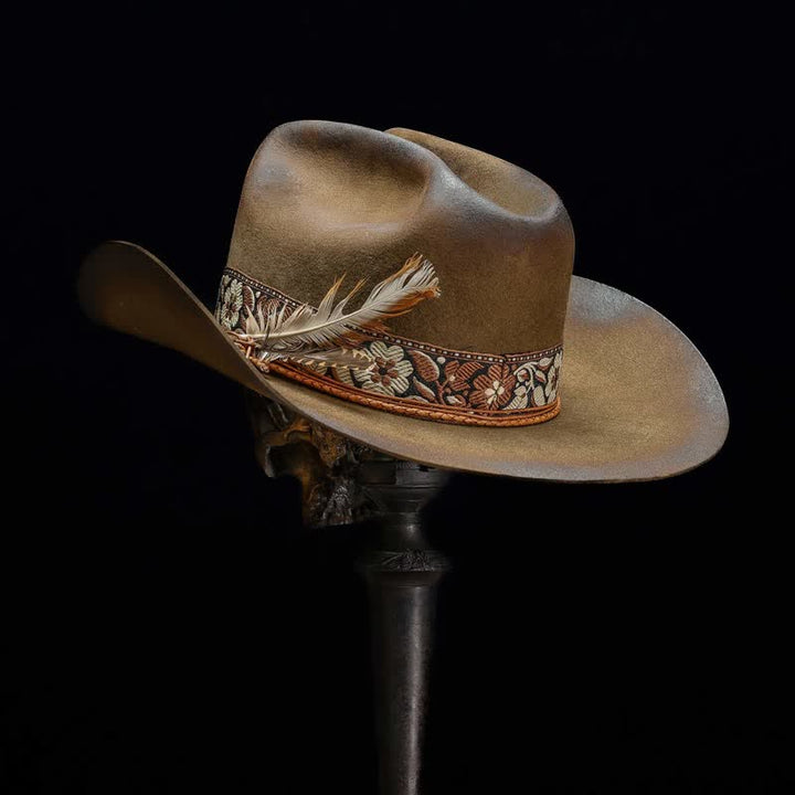 Cappello da cowboy in lana con piume decorative e fiori jacquard