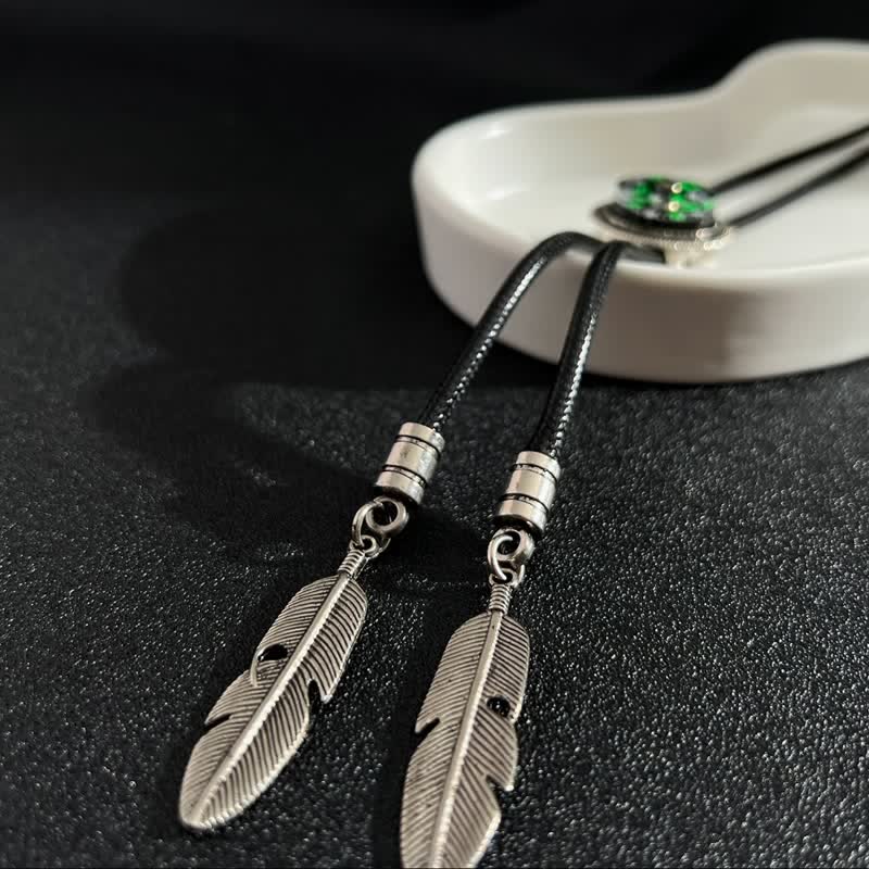 Cravatta Bolo con accessorio casual in stile bussola alla moda