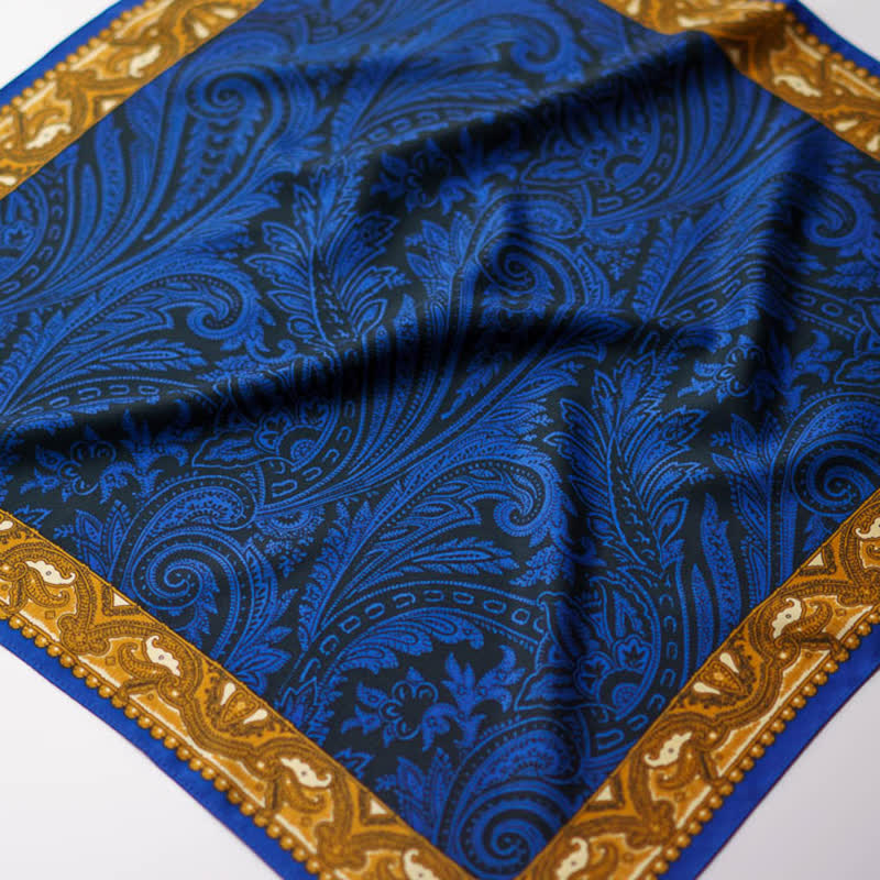 Sciarpa quadrata stampata Paisley esotica con fibbia per sciarpa