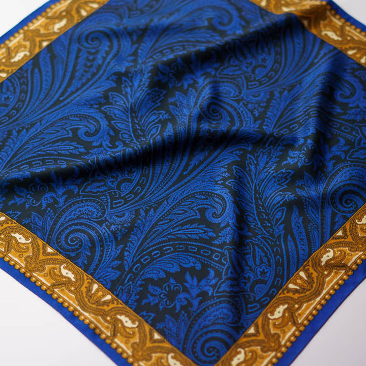 Sciarpa quadrata stampata Paisley esotica con fibbia per sciarpa
