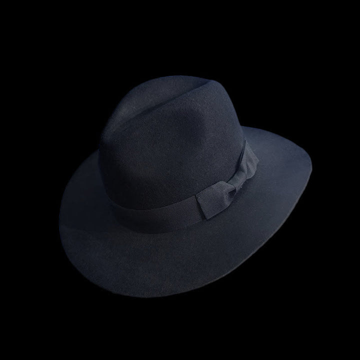 Cappello da cowboy con fiocco e nodo in nastro nero tinta unita