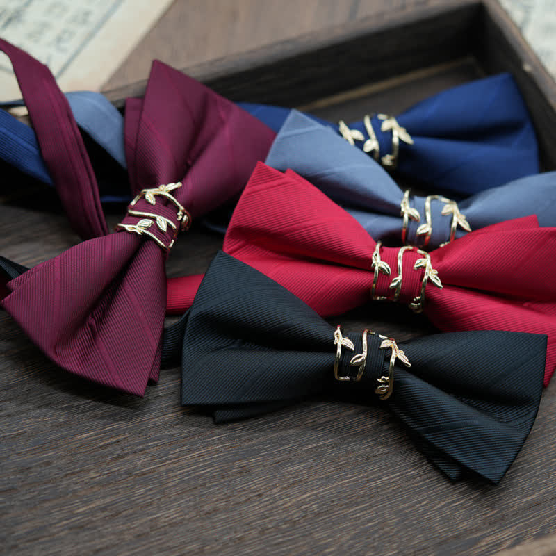 Papillon da uomo in twill a forma di ramo in metallo dorato