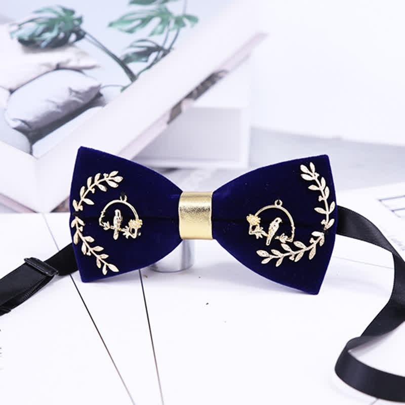 Papillon da uomo con decorazione in foglia di metallo con applicazione in oro