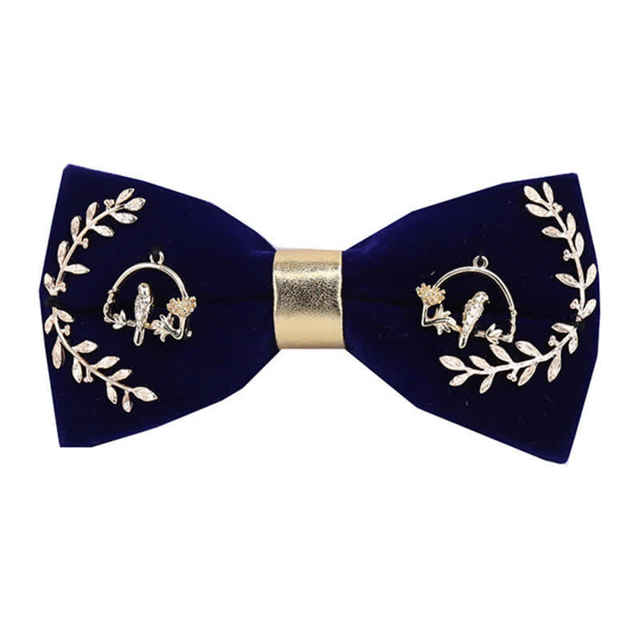 Papillon da uomo con decorazione in foglia di metallo con applicazione in oro
