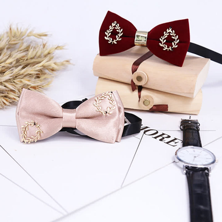 Papillon da uomo con decorazione in foglia di metallo con applicazione in oro