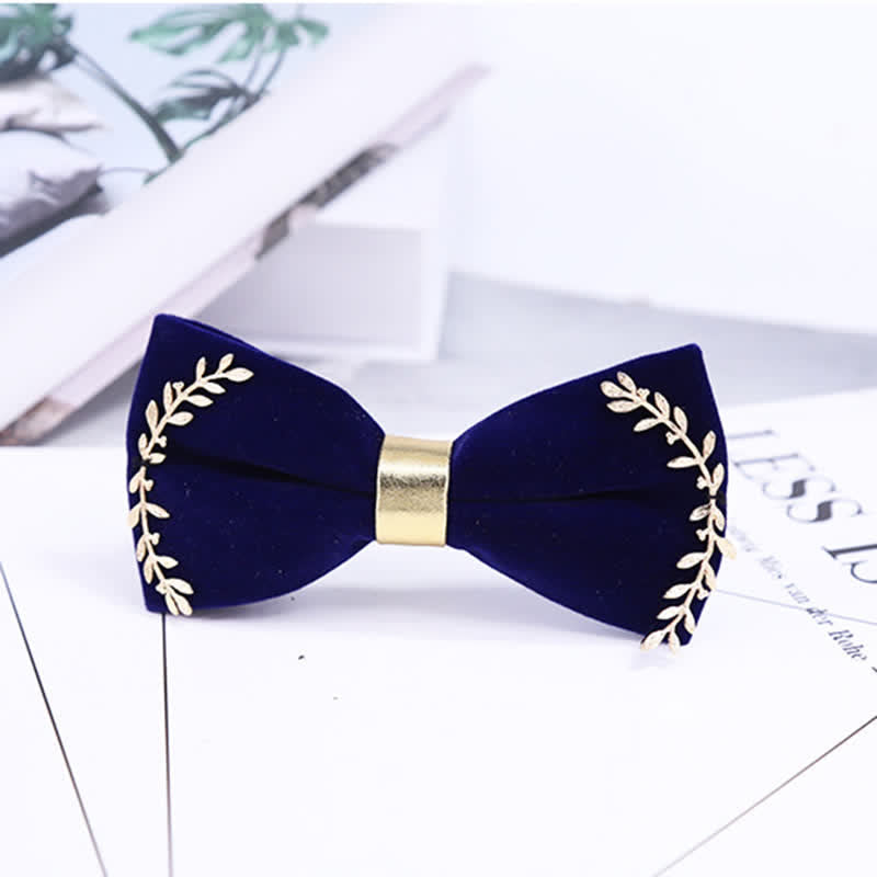 Papillon da uomo con decorazione in foglia di metallo con applicazione in oro