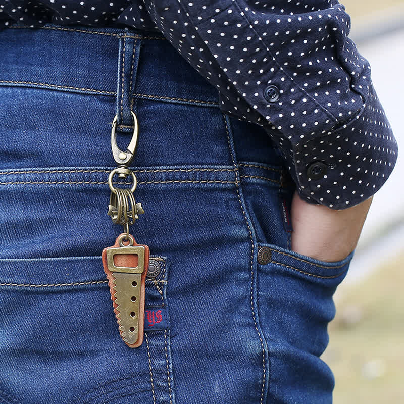 Portachiavi in pelle con nodo a fiocco creativo con sega in bronzo - Sega - image 0