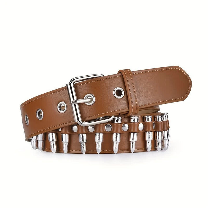 Cintura in pelle con decorazioni a rivetti e proiettili punk alla moda