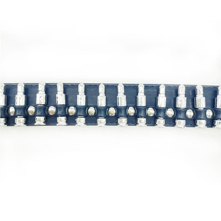 Cintura in pelle con decorazioni a rivetti e proiettili punk alla moda