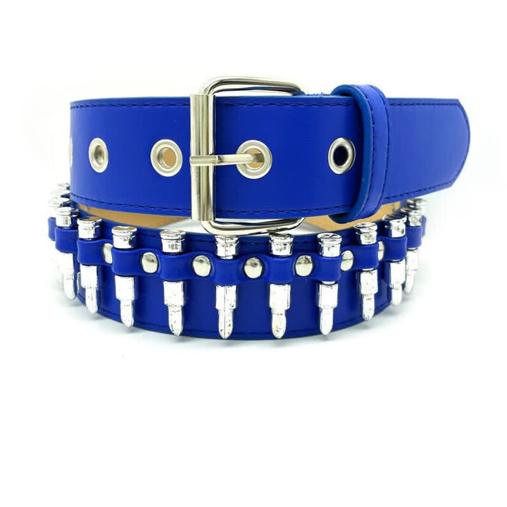 Cintura in pelle con decorazioni a rivetti e proiettili punk alla moda