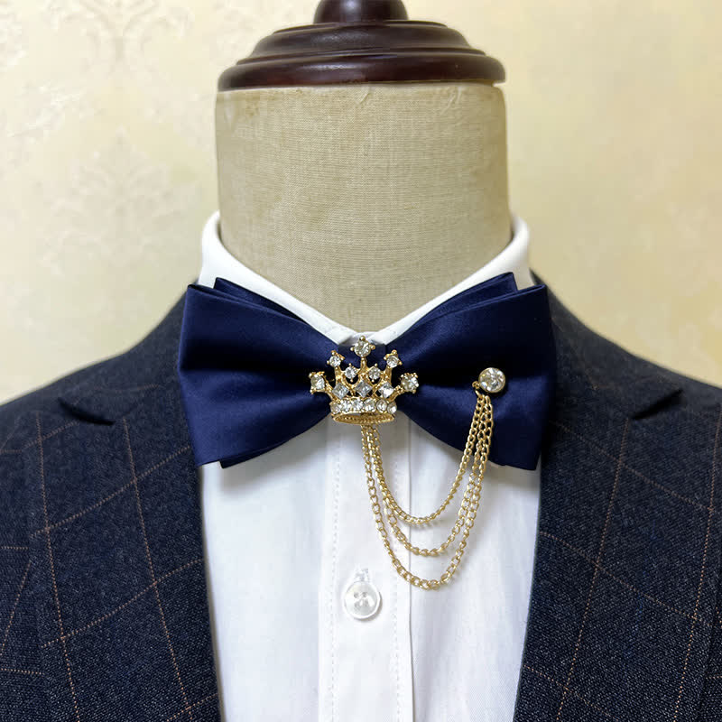 Papillon da uomo con corona in metallo argentato e catena a croce