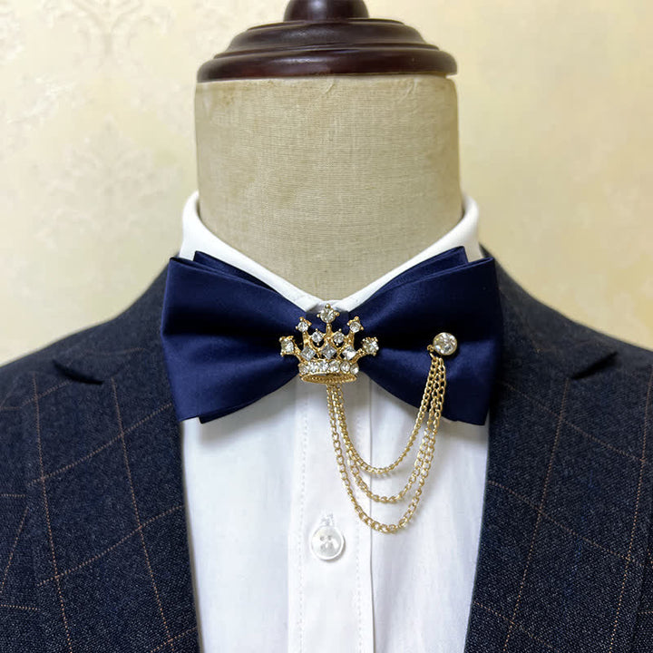 Papillon da uomo con corona in metallo argentato e catena a croce