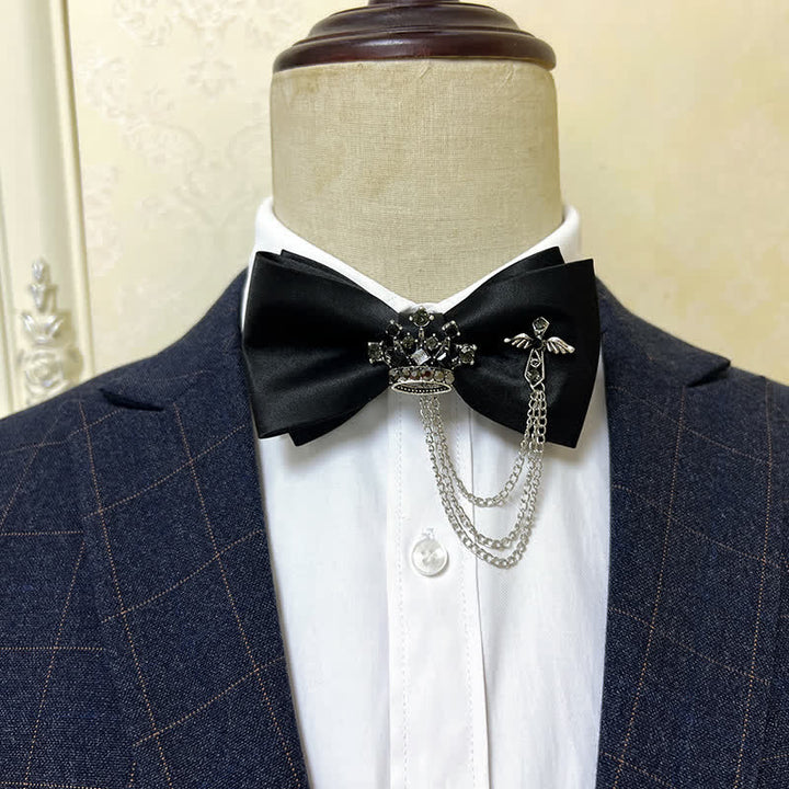 Papillon da uomo con corona in metallo argentato e catena a croce