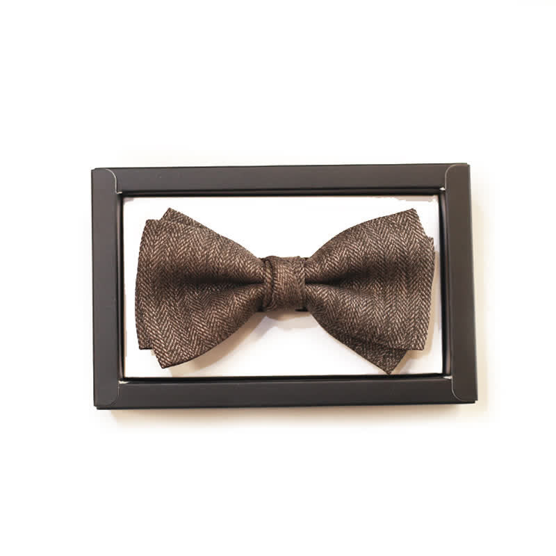 Papillon da uomo con spilla floreale in stile britannico marrone vintage