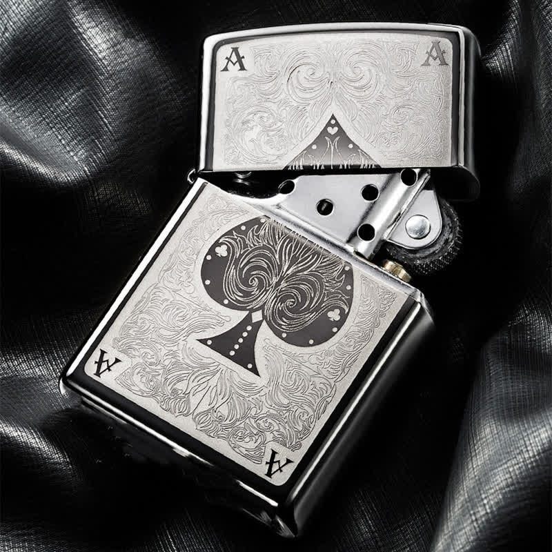 Accendino a cherosene ricaricabile Ace of Spades Black Ice