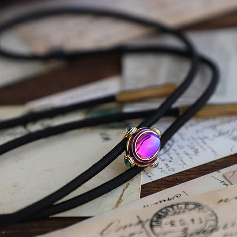 Piccola cravatta Bolo vintage con pietra preziosa blu e viola