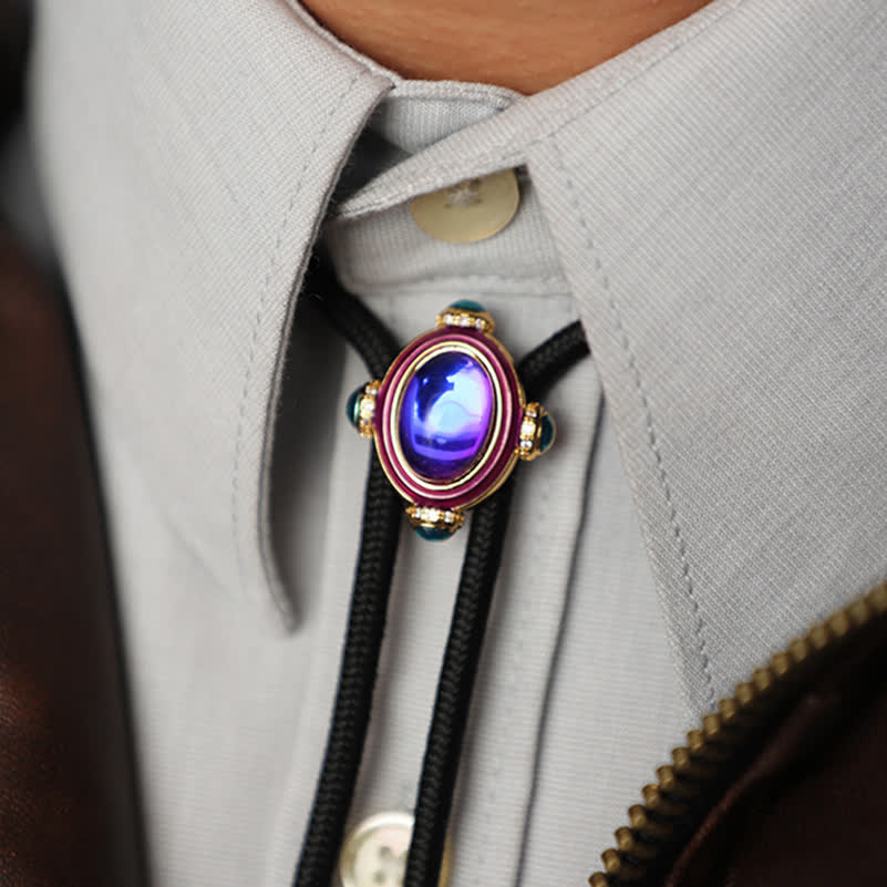 Piccola cravatta Bolo vintage con pietra preziosa blu e viola