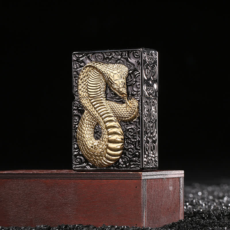 Accendino a cherosene ricaricabile Cobra serpente nero e oro - image 3
