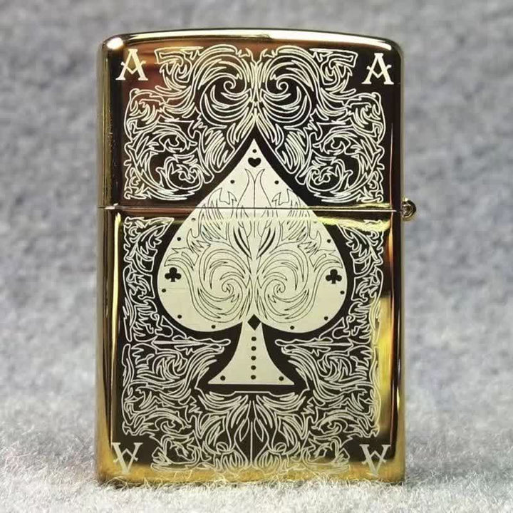 Accendino a cherosene ricaricabile con motivo laser Ace of Spades