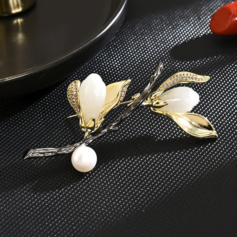 Spilla con perla imitazione di lusso Magnolia da donna