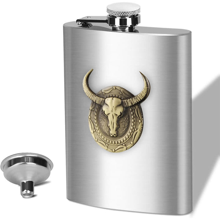Semplice ed elegante fiaschetta portatile con testa di toro e piccolo imbuto