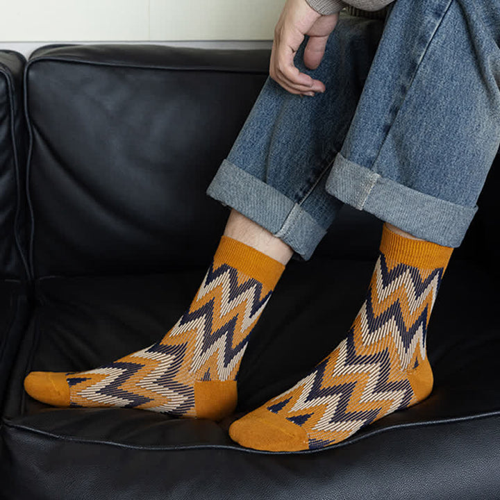 Calzini in cotone con motivo a zigzag retrò e funky