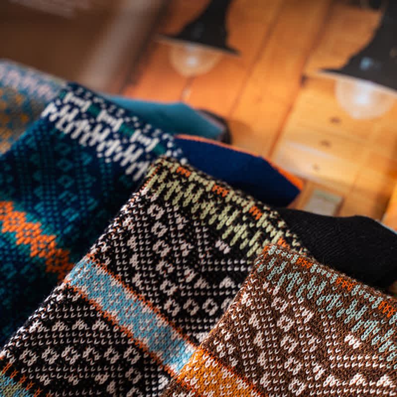 Calzini in cotone caldo ed estetici con doppi colori chic
