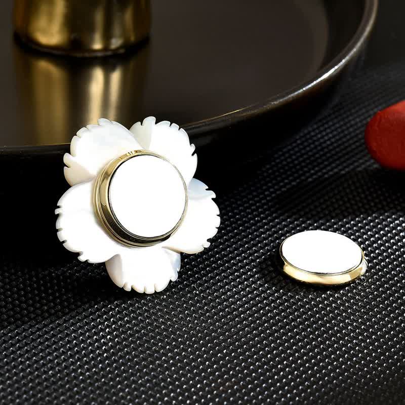 Spilla da donna in agata rossa con fiore di conchiglia naturale bianca - image 3
