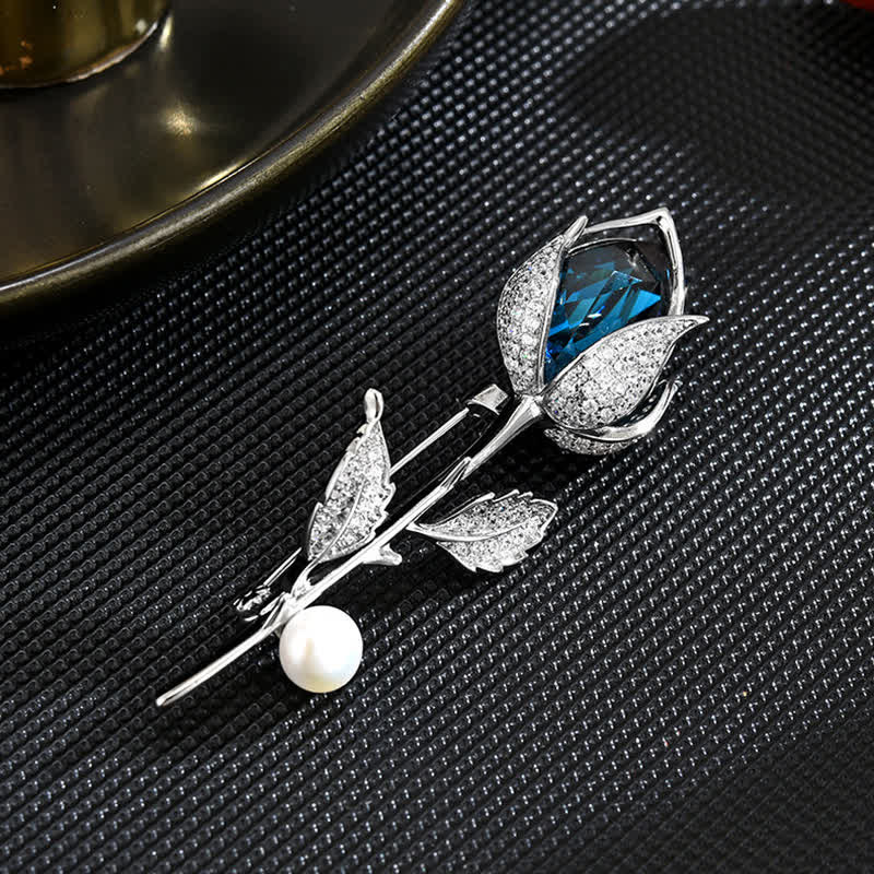 Spilla da donna in cristallo creato con tulipano blu di classe