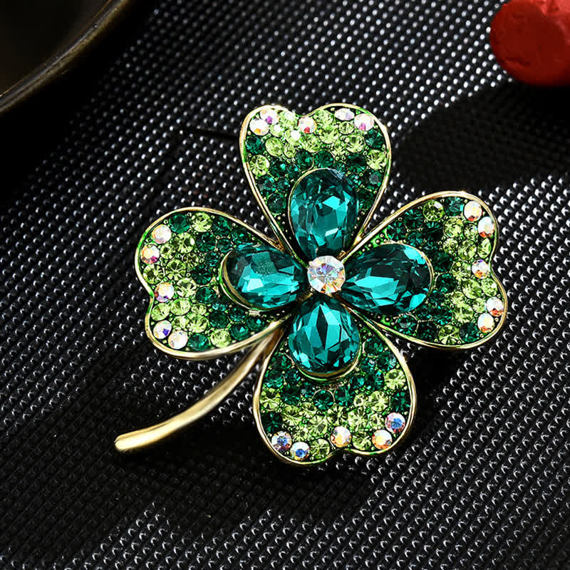 Spilla da donna con quadrifoglio fortunato verde