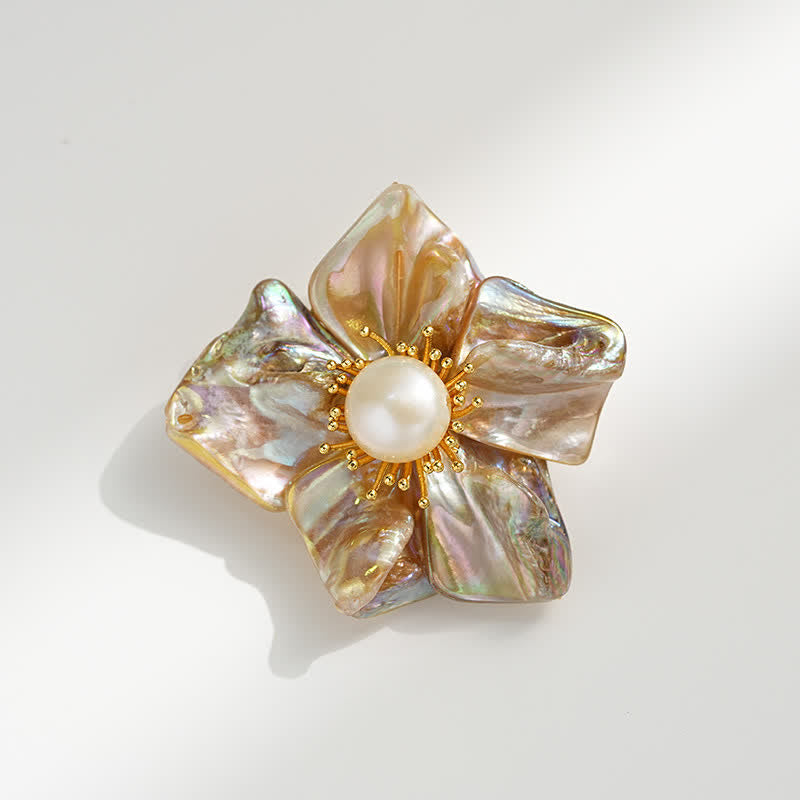 Spilla asimmetrica con fiore di perle barocche da donna