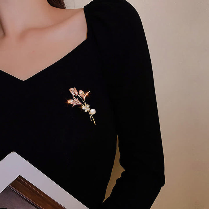 Spilla da donna a forma di tulipano rosa smaltato