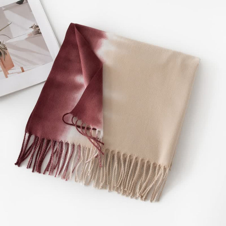 Sciarpa unisex in finto cashmere con frange colorate sfumate